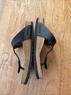Birkenstock Gizeh Black Sandals, size 40